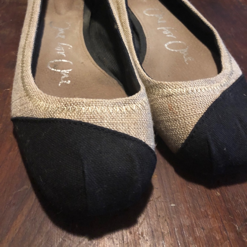 Toms burlap ballet flats